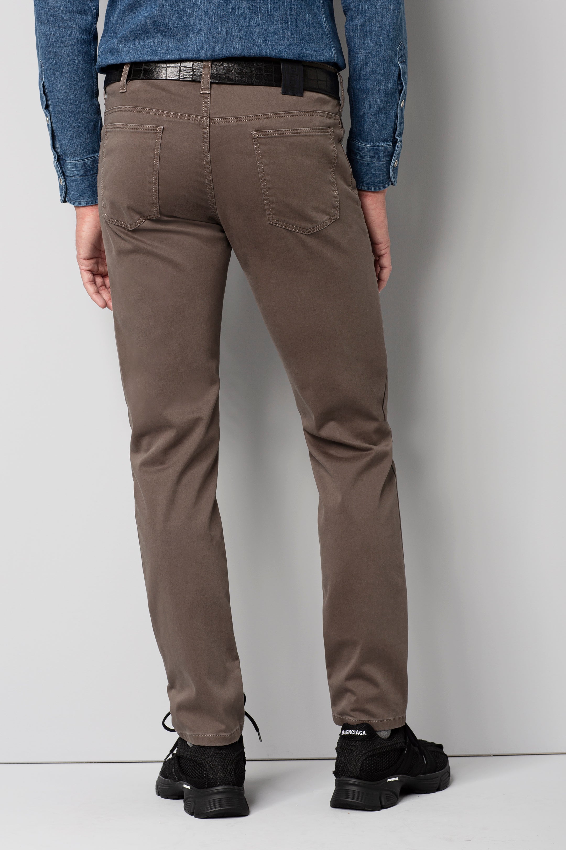 SLIM 9-6106 HIGH PERFORMANCE SATIN