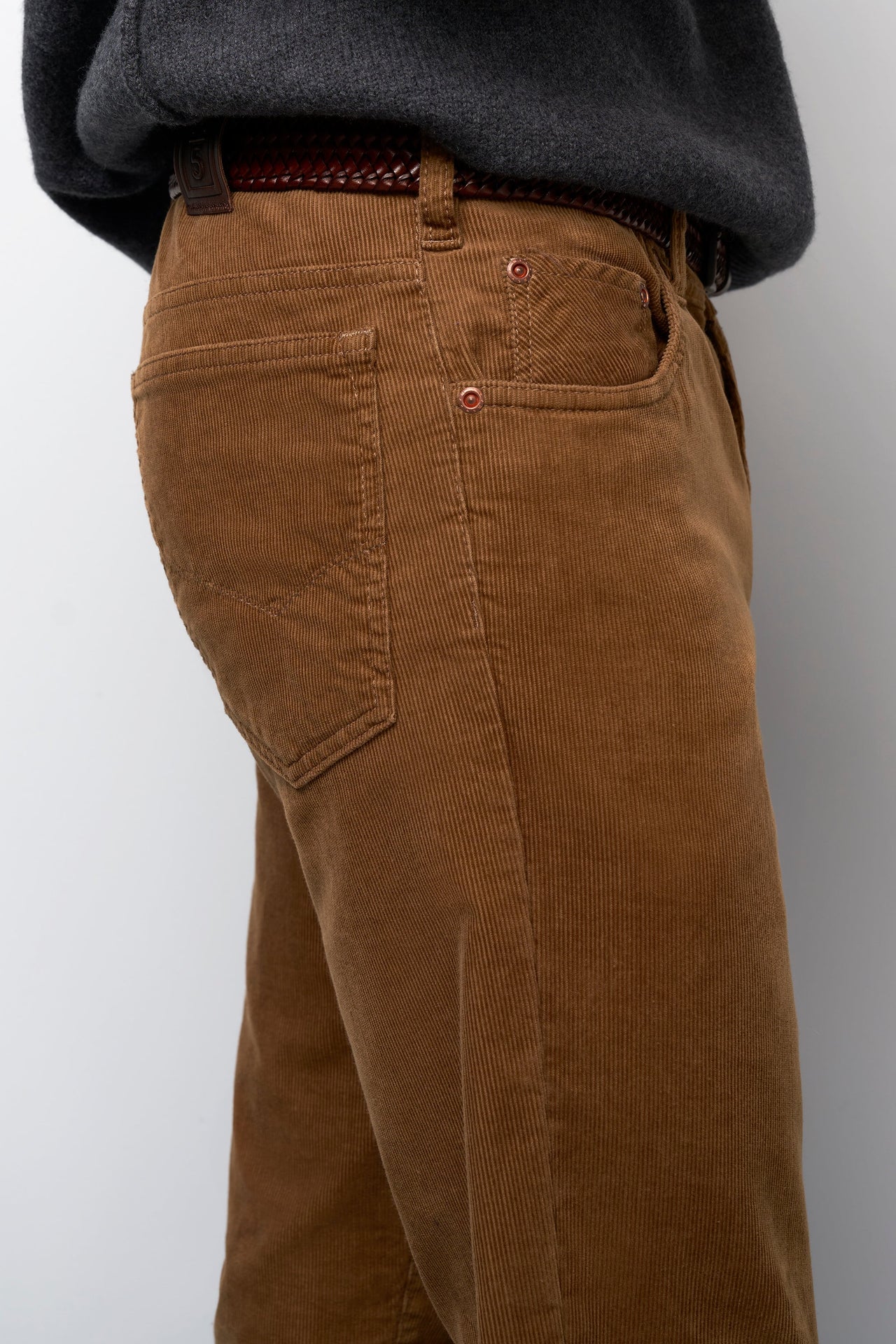 FIVE 2-6198 CASUAL CORD