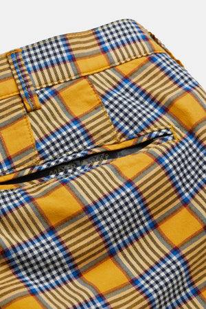 B-St. Andrews 1-8072 PRINCE OF WALES • GOLF SHORTS