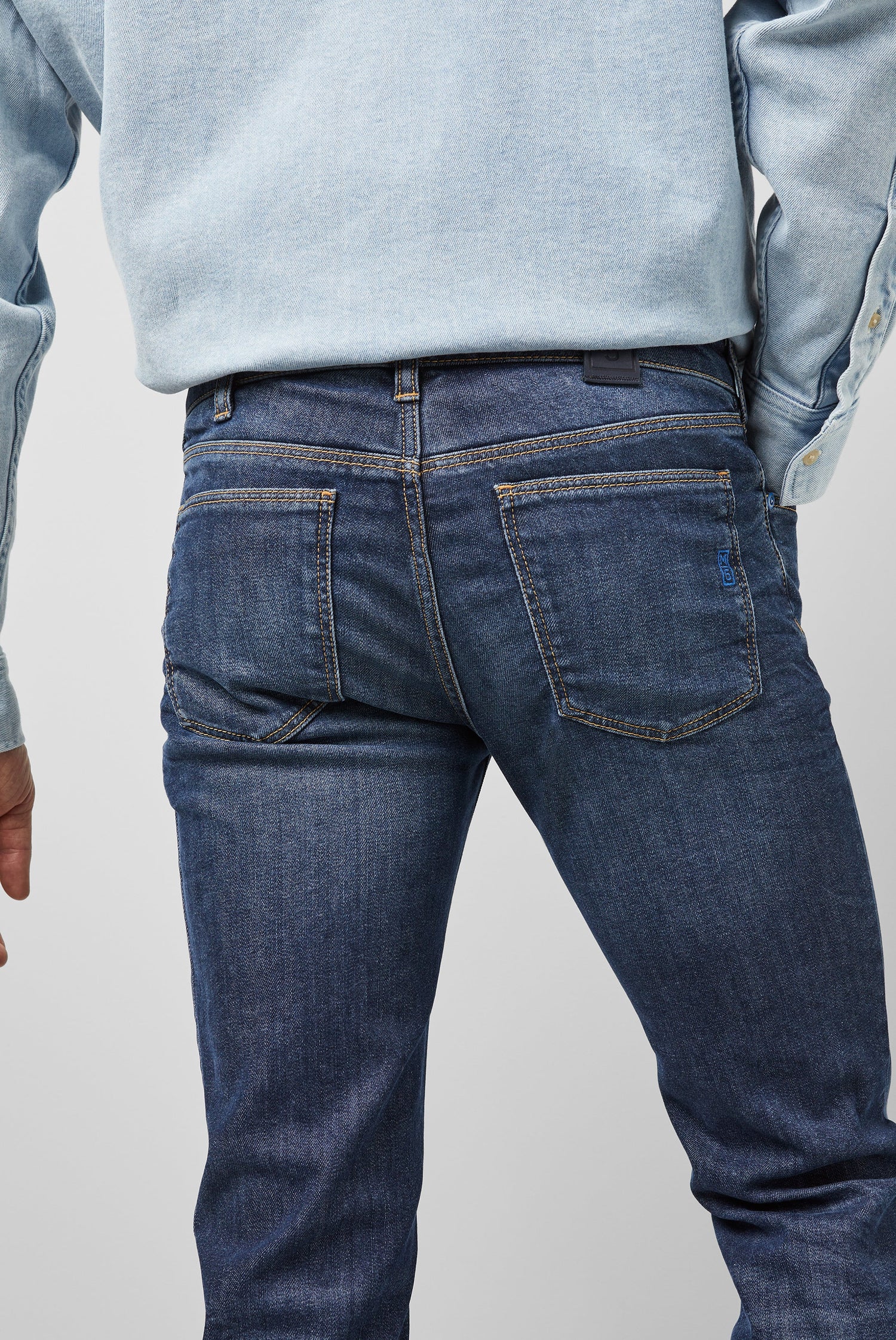 SLIM 9-6242 AUTHENTIC DENIM