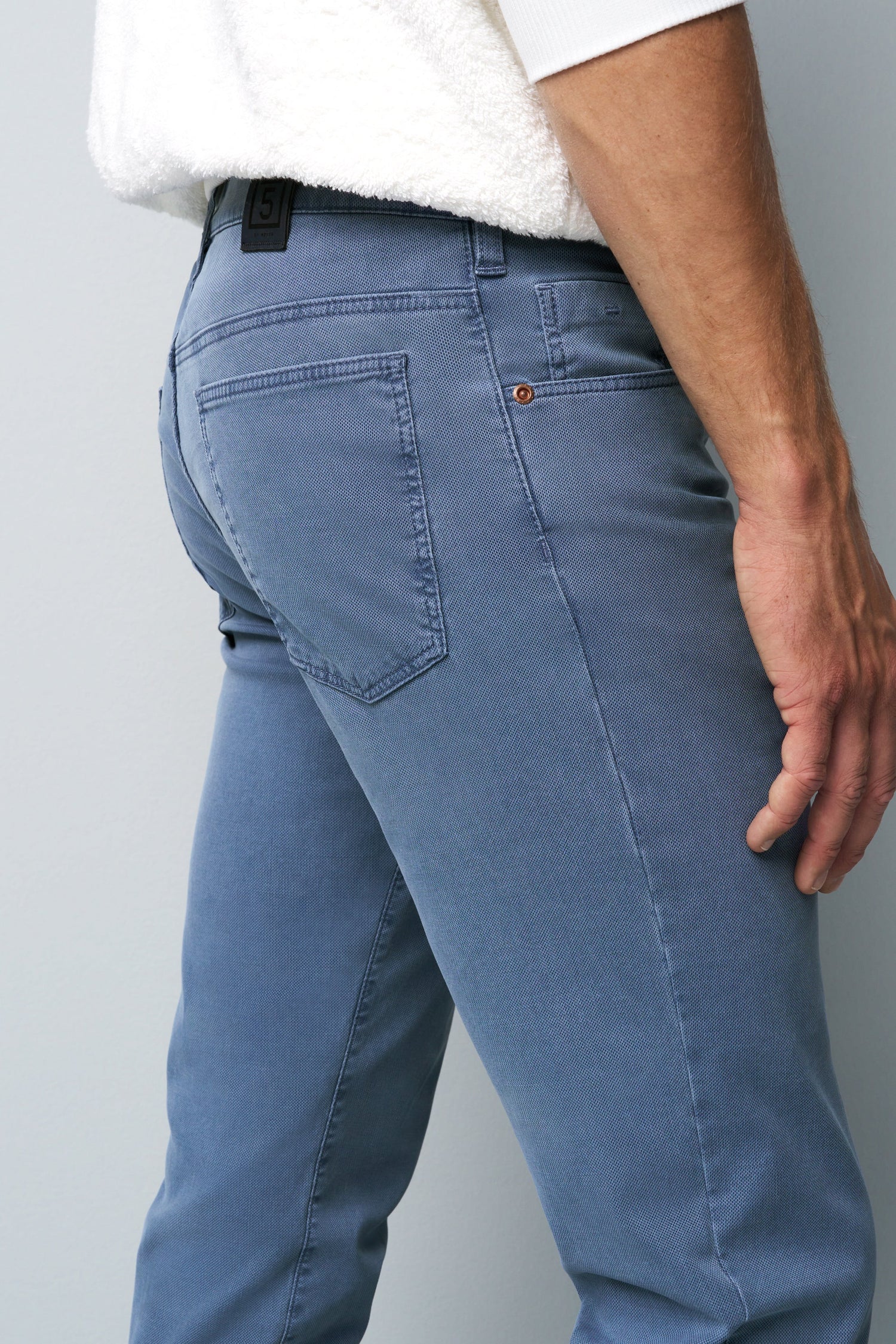 SLIM 9-6186 HIGH PERFORMANCE MICRO STRUCTURE