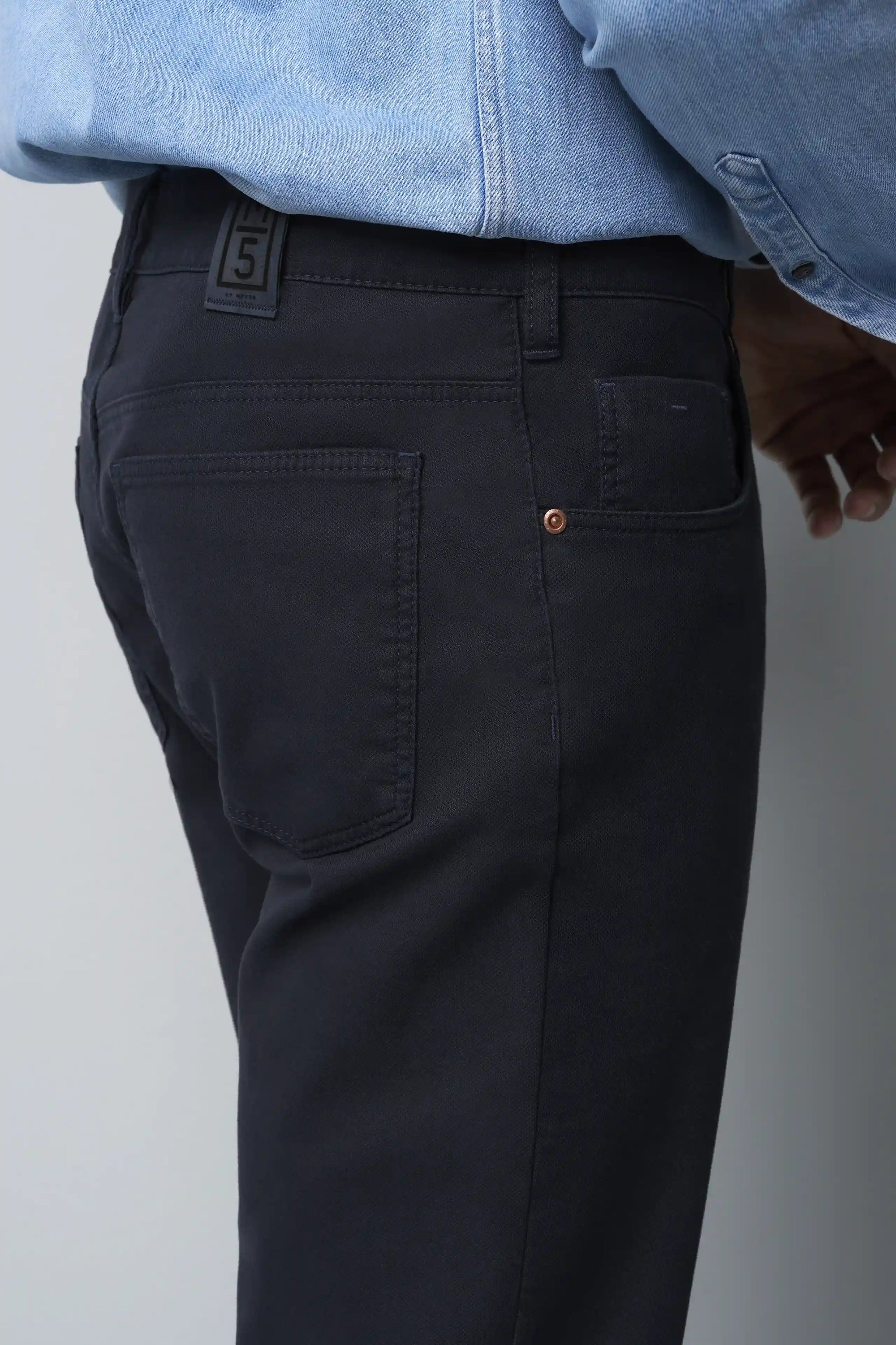 FIVE 9-6186 HIGH PERFORMANCE MICRO STRUCTURE
