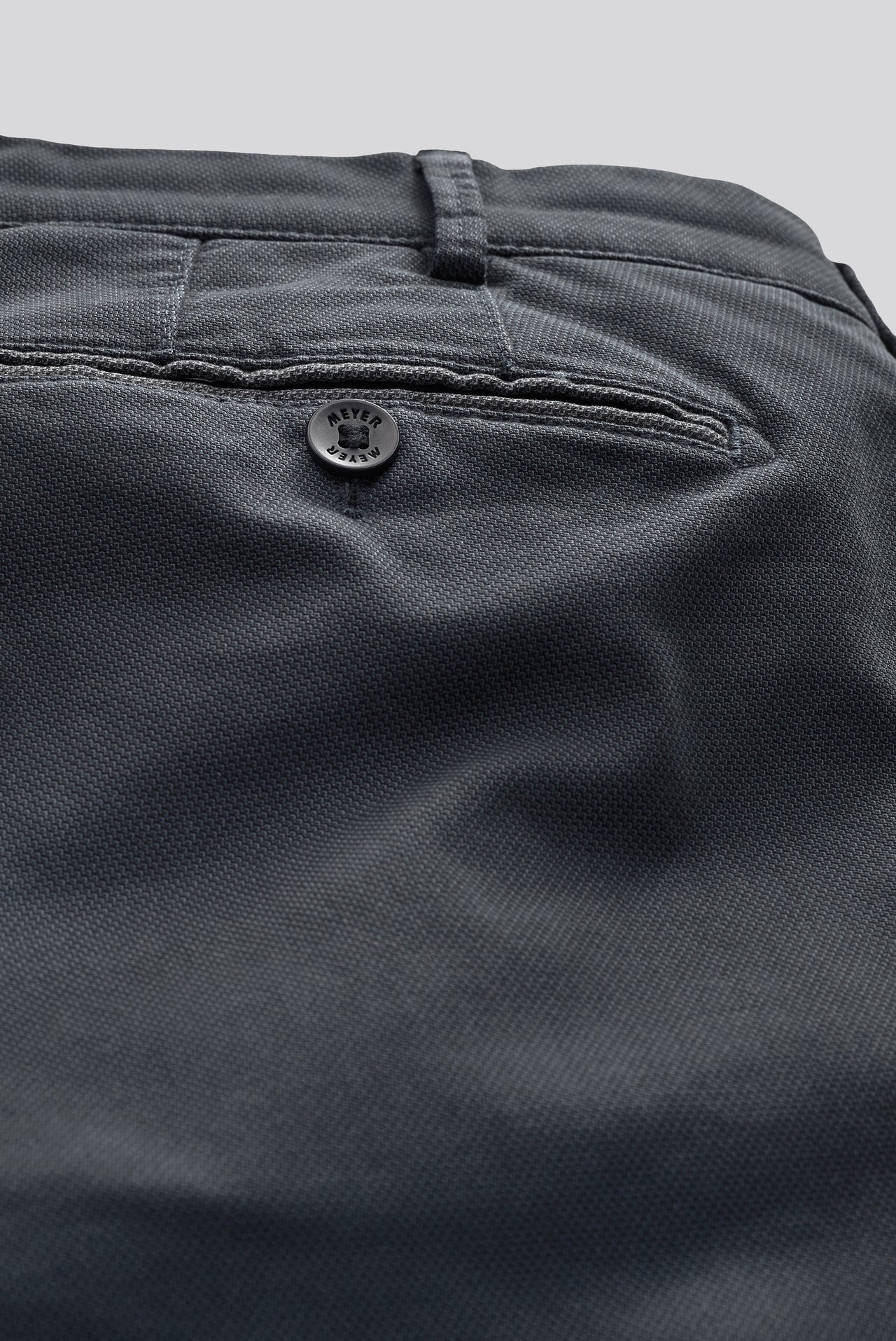 Bonn 2-5566 BI-COLOUR STRUCTURE