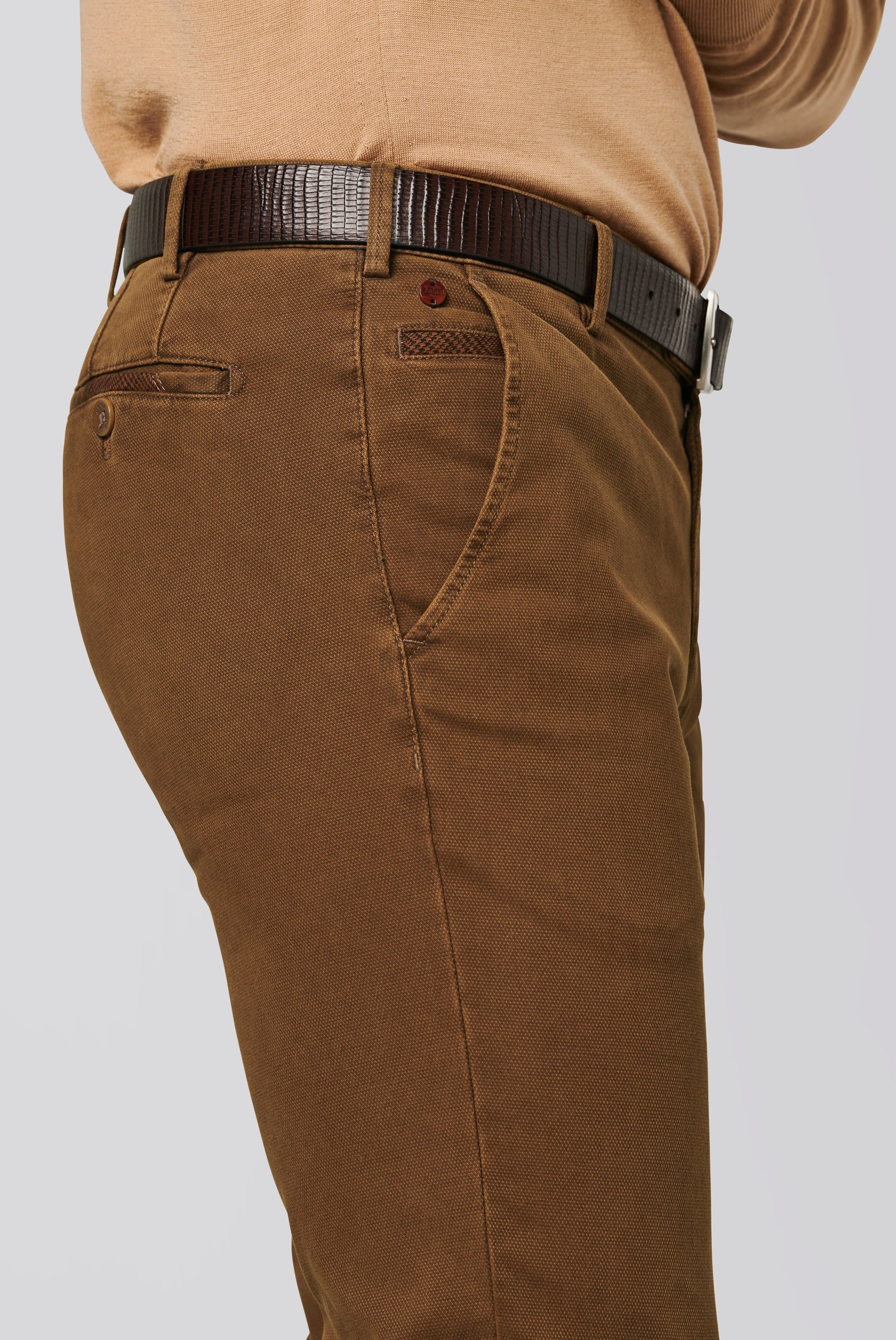 Tokyo 2-5582 MICRO STRUCTURE ∙ CHINO